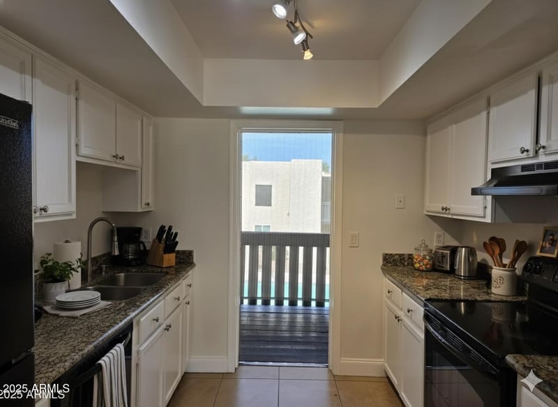 1927 Hampton Ave #263, Mesa, AZ 85204