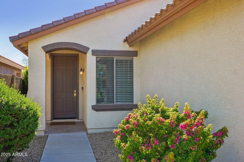 1927 Kuralt Dr, Anthem, AZ 85086