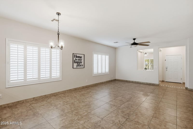 1927 Mine Trl, Phoenix, AZ 85085