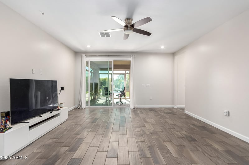 1927 Plum Rd, Phoenix, AZ 85085