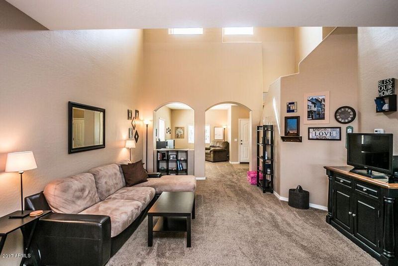 1928 E Anderson Dr, Phoenix, AZ 85022
