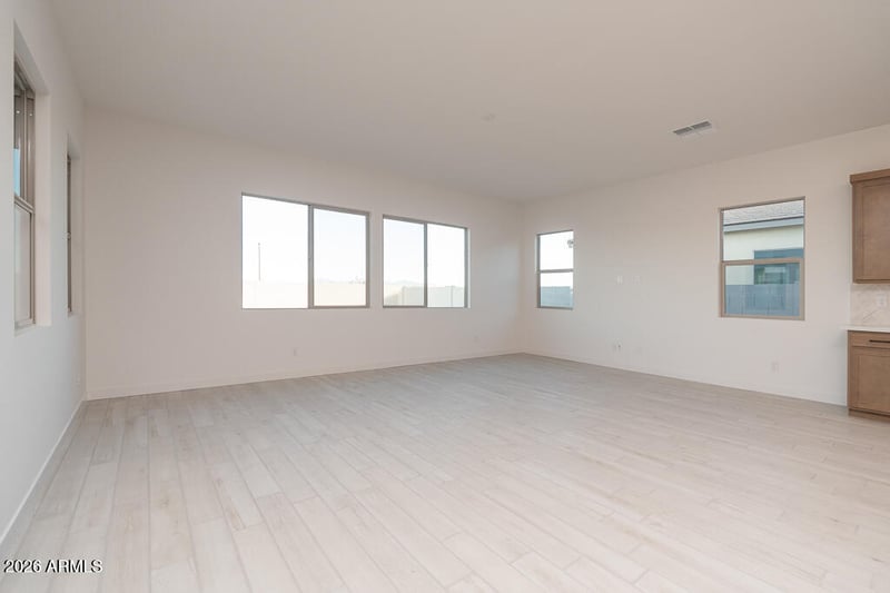 1928 Empeltre Rd, San Tan Valley, AZ 85140