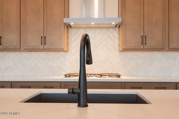 1928 Empeltre Rd, San Tan Valley, AZ 85140