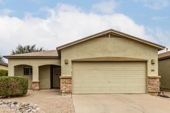 1928 Omega Dr, San Tan Valley, AZ 85143