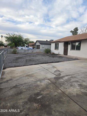 1929 69th Dr, Phoenix, AZ 85035
