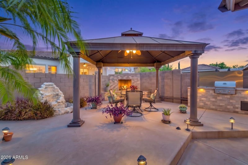 1929 Cole Dr, Gilbert, AZ 85295