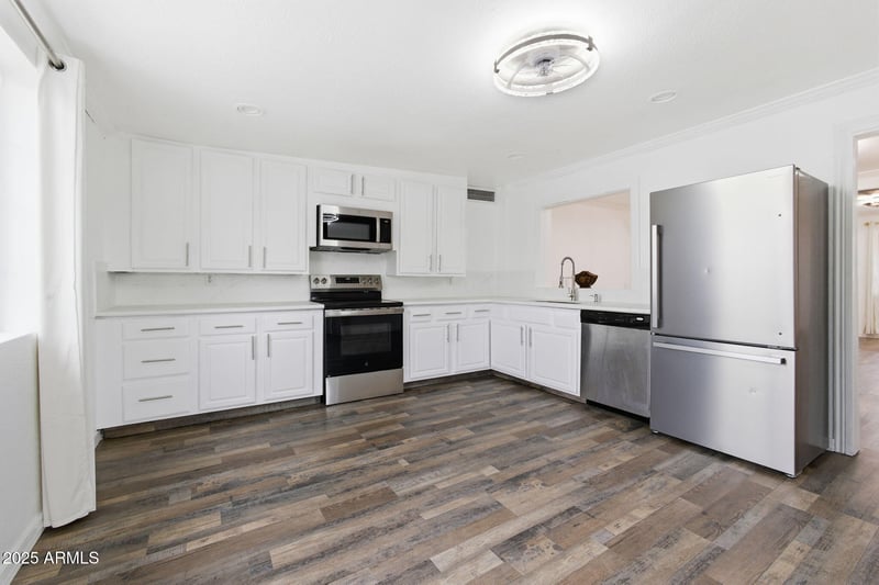 1929 Union Hills Dr, Phoenix, AZ 85024