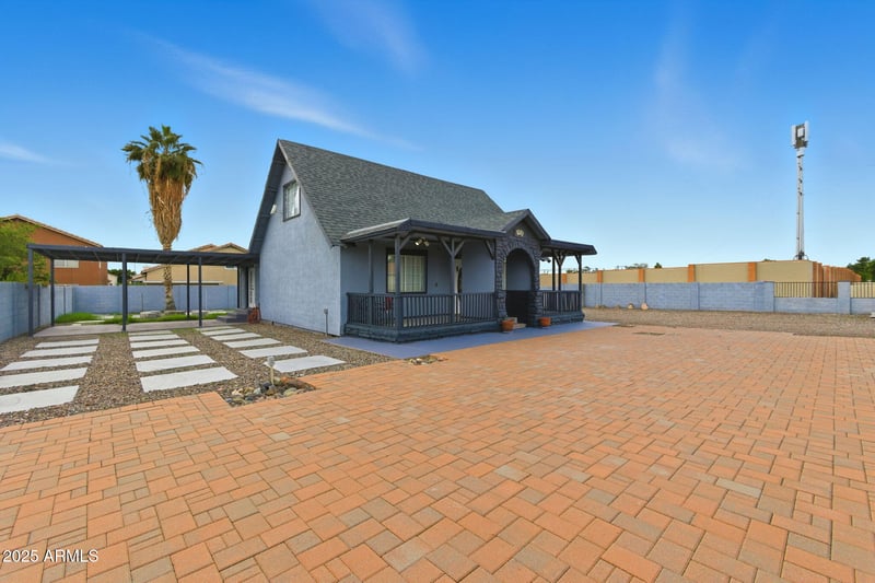 1929 Union Hills Dr, Phoenix, AZ 85024