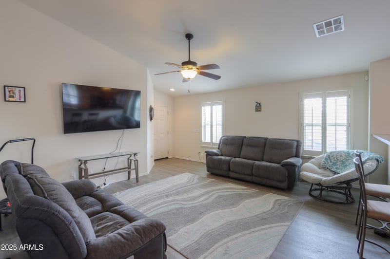 19296 Portarosa Dr, Maricopa, AZ 85138