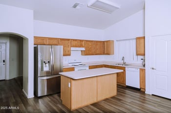 1930 Burgess Ln, Phoenix, AZ 85041