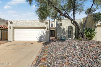 1930 E Linger Ln, Phoenix, AZ 85020
