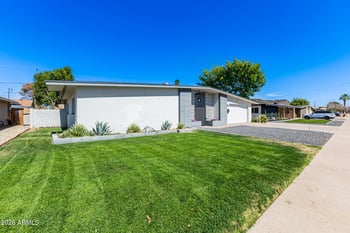 1930 Joan De Arc Ave, Phoenix, AZ 85029