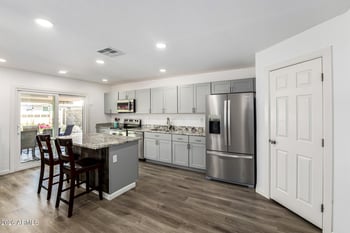 1930 Joan De Arc Ave, Phoenix, AZ 85029