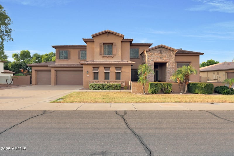 1930 Sagittarius Pl, Chandler, AZ 85249