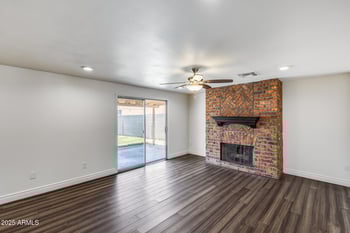 1930 Voltaire Ave, Phoenix, AZ 85029