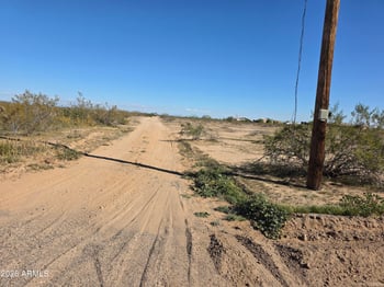 19300 Roadrunner Rd #-, Wittmann, AZ 85361