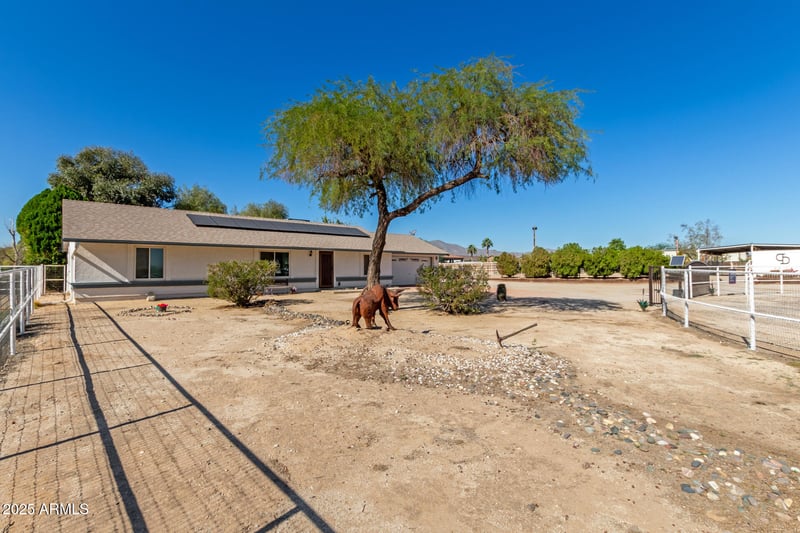 19302 Sells Dr, Litchfield Park, AZ 85340