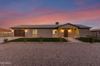 19305 Earll Dr, Litchfield Park, AZ 85340