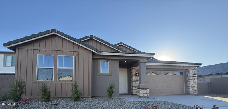 19311 Valle Vista Way, Litchfield Park, AZ 85340