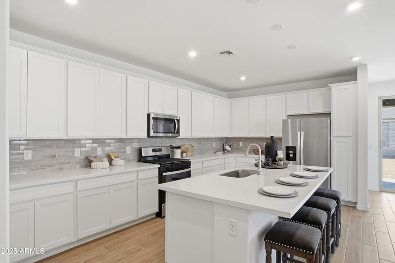 19311 Valle Vista Way, Litchfield Park, AZ 85340