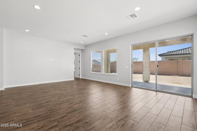 19317 San Juan Ave, Litchfield Park, AZ 85340