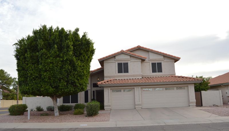 19319 N 76th Dr, Glendale, AZ 85308