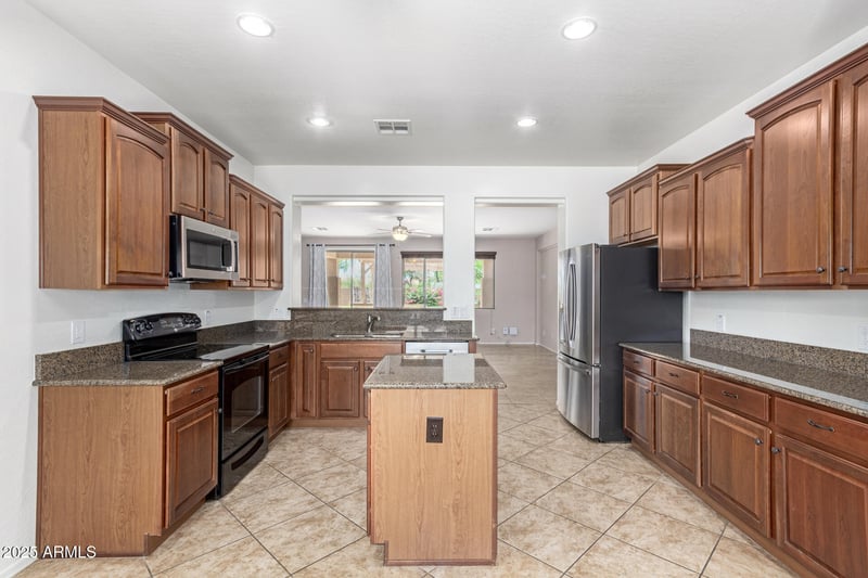 19319 Thornton Rd, Queen Creek, AZ 85142