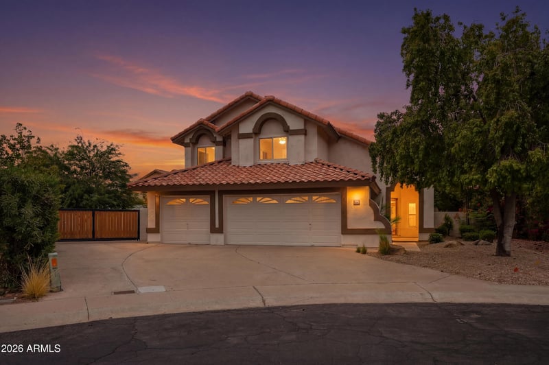 1932 E Morrow Dr, Phoenix, AZ 85024