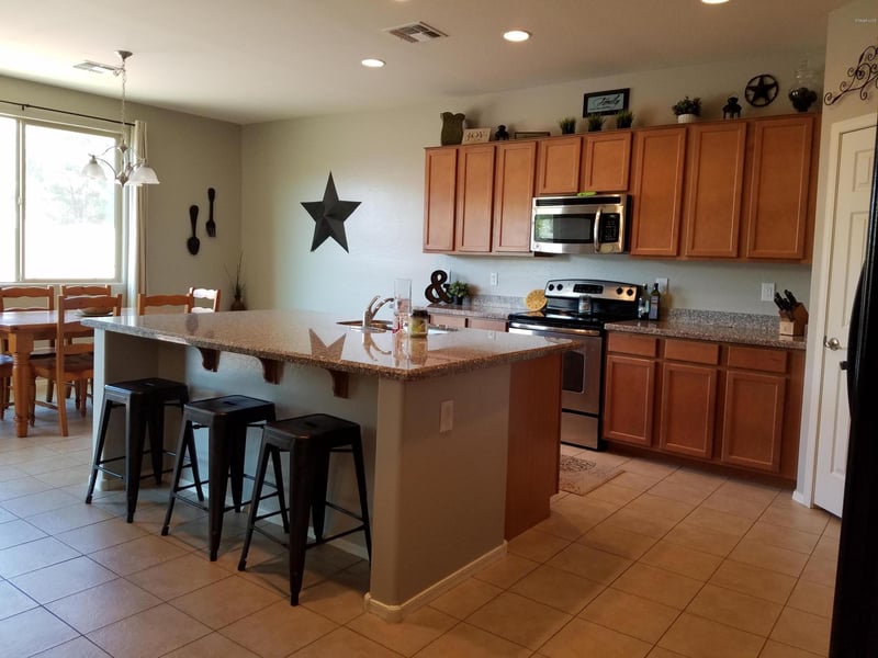 1932 Ravenswood Dr, Gilbert, AZ 85298