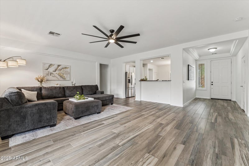 19323 Canary Way, Queen Creek, AZ 85142