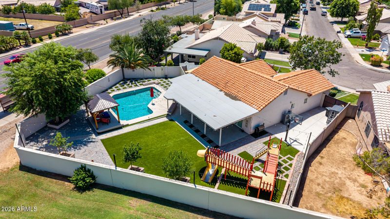 1933 E Marquette Dr, Gilbert, AZ 85234