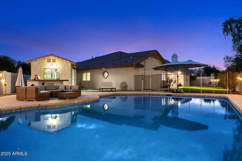 1934 E Cypress Tree Dr, Gilbert, AZ 85234