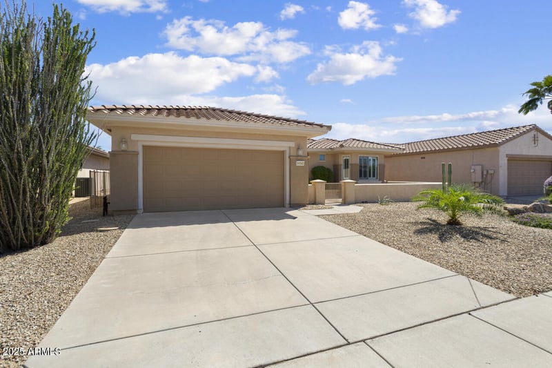 19341 Guardian Ln, Surprise, AZ 85387