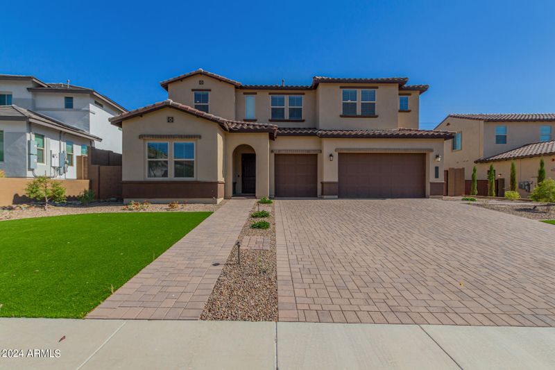 1935 E Fallen Leaf Ln, Phoenix, AZ 85024