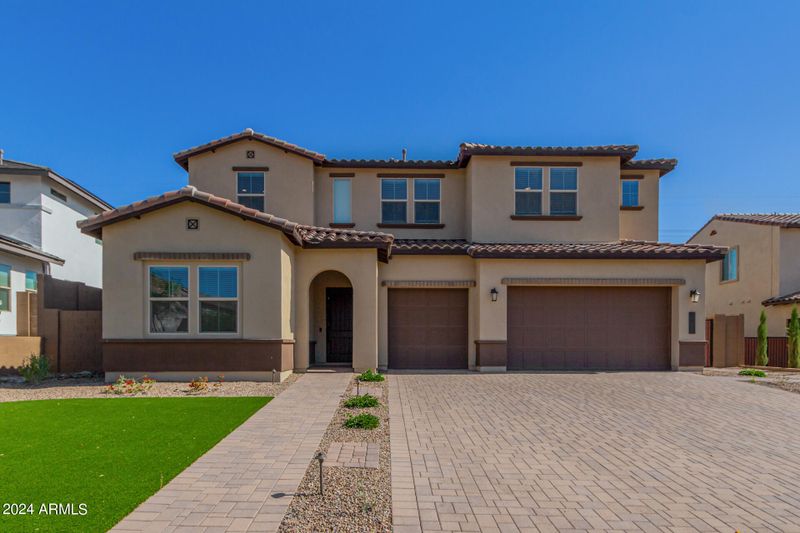 1935 E Fallen Leaf Ln, Phoenix, AZ 85024