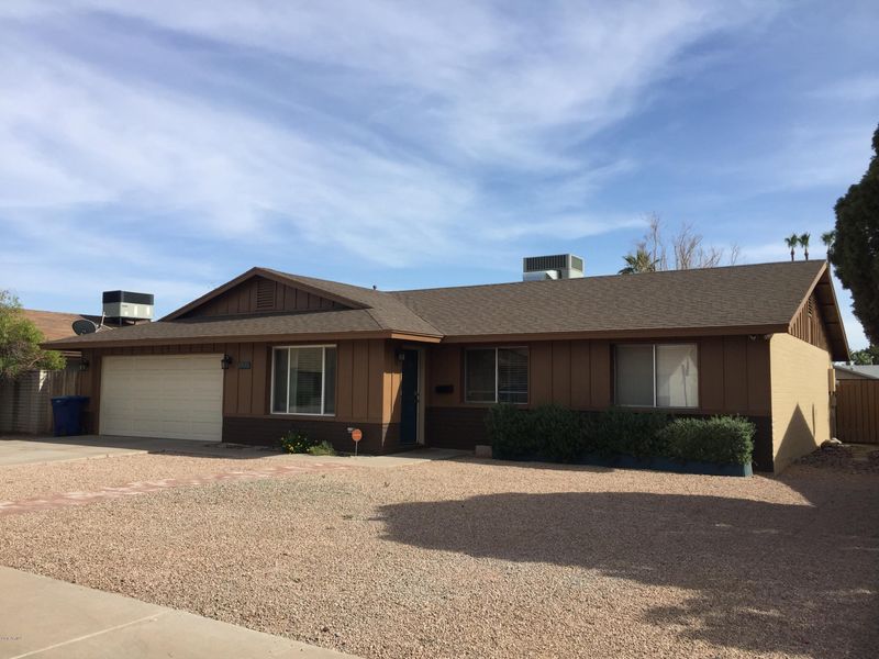 1935 E Richards Dr, Tempe, AZ 85282