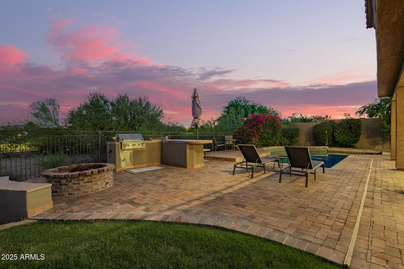 1935 Seminole Dr, Phoenix, AZ 85022