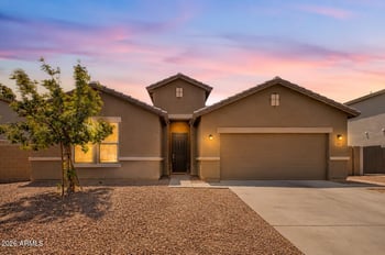 1935 Cool Water Way, San Tan Valley, AZ 85144