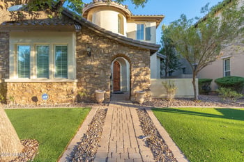 1935 W Yosemite Dr, Chandler, AZ 85248
