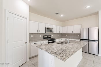 19354 Coolidge St, Litchfield Park, AZ 85340