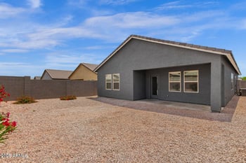 19354 Coolidge St, Litchfield Park, AZ 85340