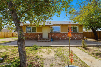 19361 Spencer St, Black Canyon City, AZ 85324