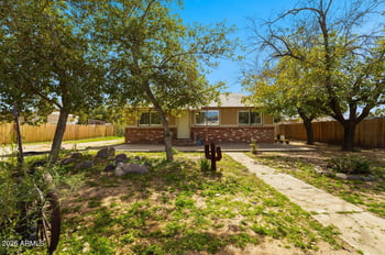 19361 Spencer St, Black Canyon City, AZ 85324