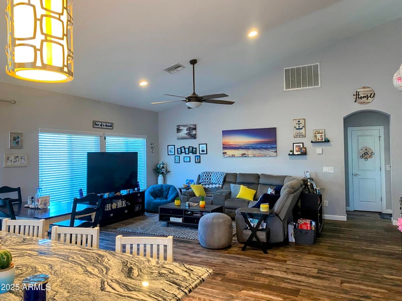 19365 28th St, Phoenix, AZ 85050