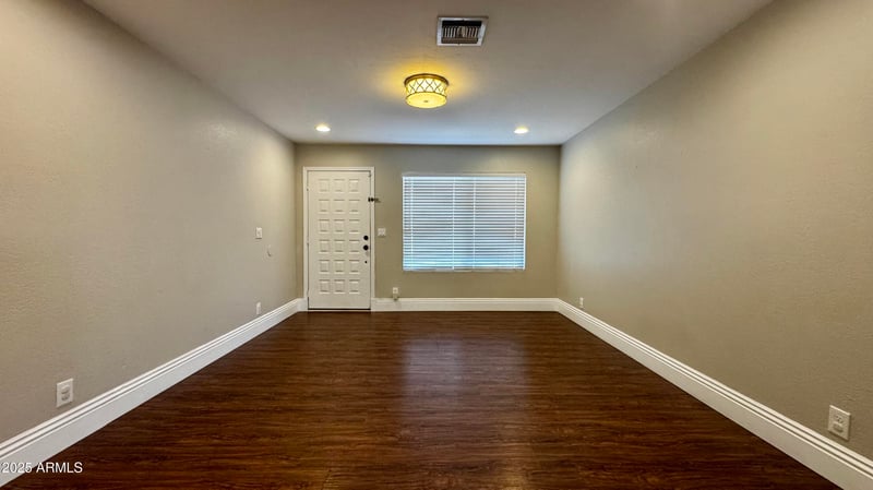 1937 67th St, Mesa, AZ 85205