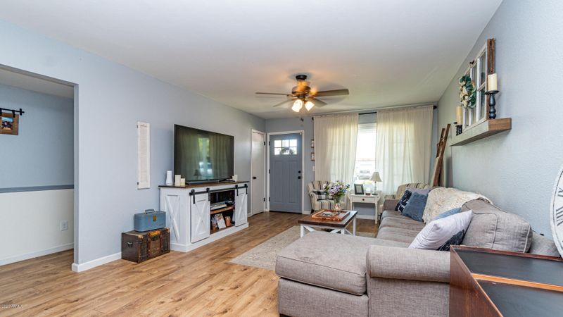 1937 E Auburn Dr, Tempe, AZ 85283