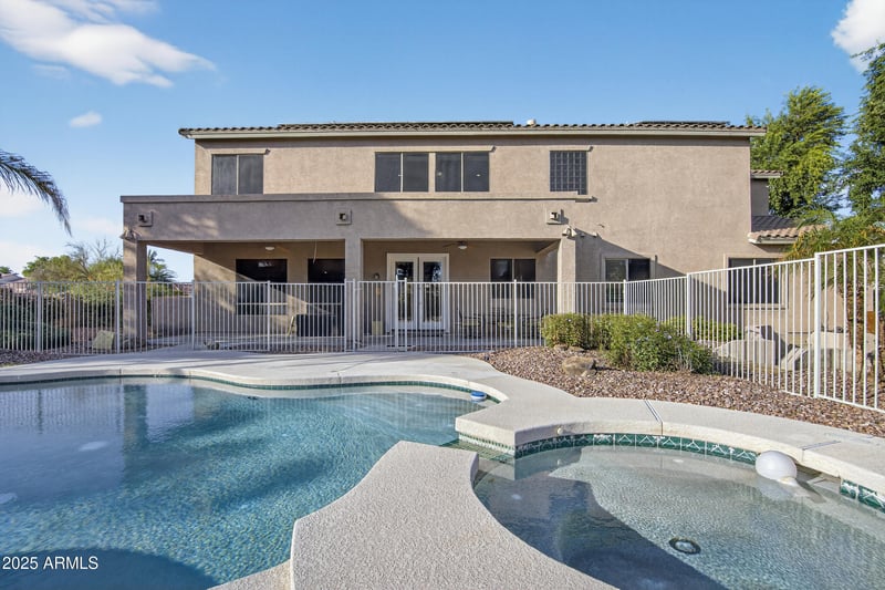 1937 Victoria St, Chandler, AZ 85249