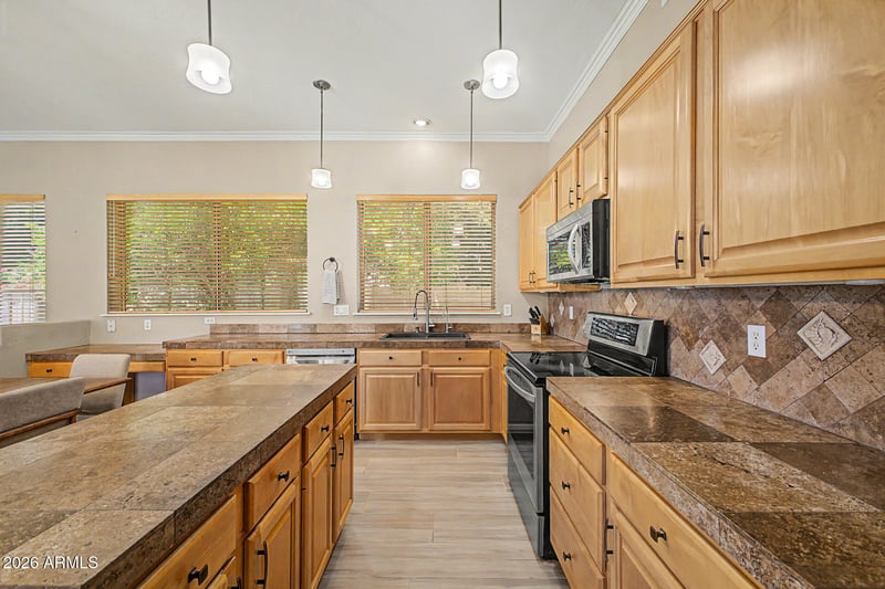 1937 Lark Dr, Chandler, AZ 85286