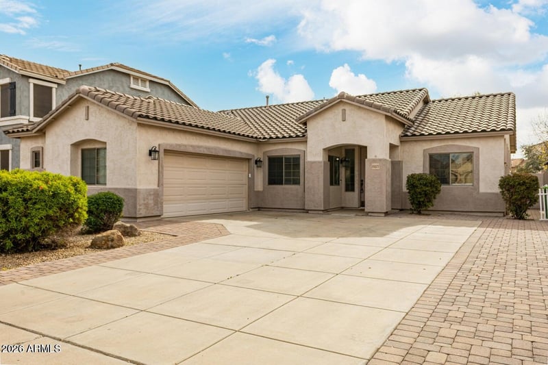 19371 Carriage Way, Queen Creek, AZ 85142