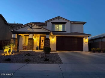 1938 Hazeltine Way, Gilbert, AZ 85298